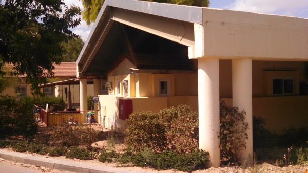 Kibbutz Be'eri School Classroom Reinforcement