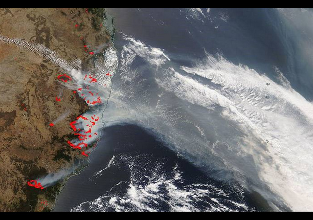 https://www.nasa.gov/image-feature/goddard/2019/nasas-terra-satellite-sees-fire-and-smoke-from-devastating-bushfires-in-australia