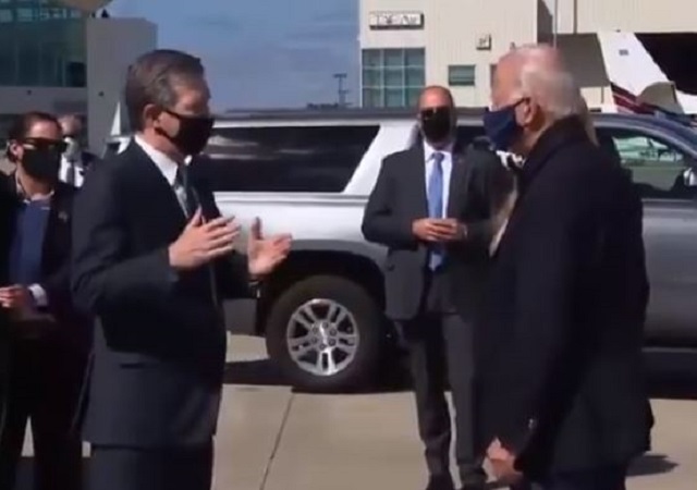 https://www.wral.com/gov-cooper-greets-joe-biden-as-he-lands-at-rdu/19342592/